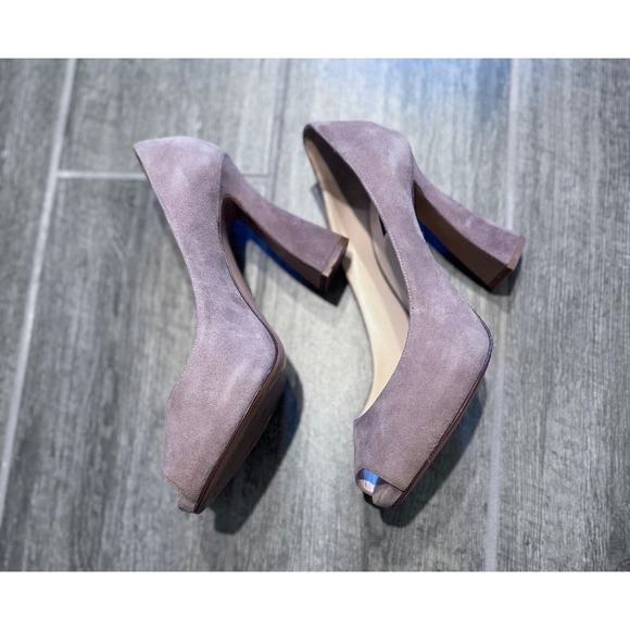 Giorgio Armani Tan Suede Heels Pumps Womens 35.5 US size 5 Made In Italy X1GO19 - Picture 7 of 8